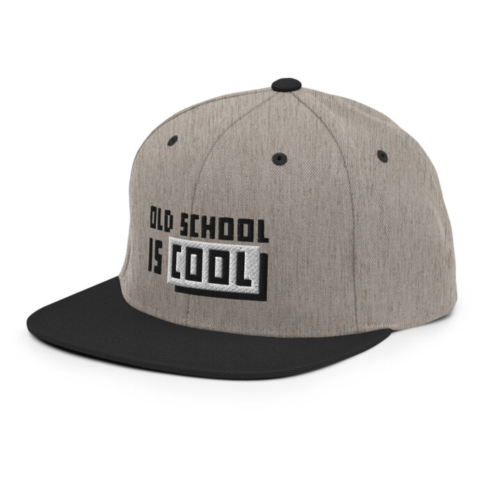 NZCG014 – Gorra snapback (logo OS blanco)