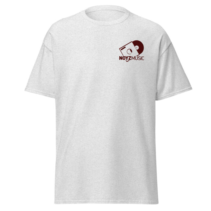 NZBC017 – Camiseta bordada (Logo NZ granate)